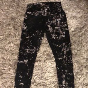Alo Yoga leggings- excellent condition